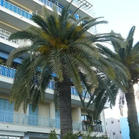 Large Flat Terrace Sea View, Promenade Des